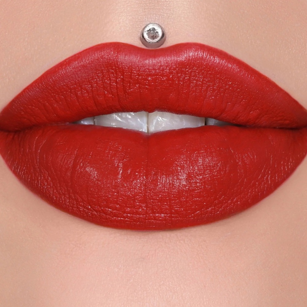 🔥 Jeffree Star Velvet Trap Lipstick “Best Hair”